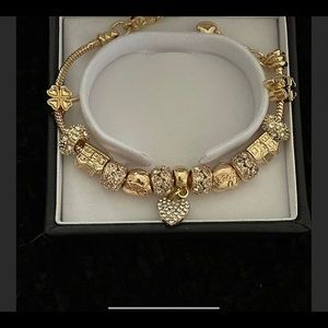 NEW!! 18K Gold Plated Austrian Crystal Rhinestone Charm Bracelet